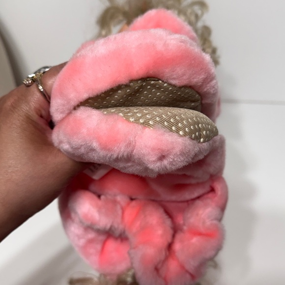 Jim Henson Vintage Muppets Miss Piggy Plush Slippers Adult Rare Never Worn - Picture 12 of 17